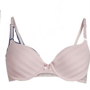 Fabulous Fit Lace T-Shirt Bra - white
